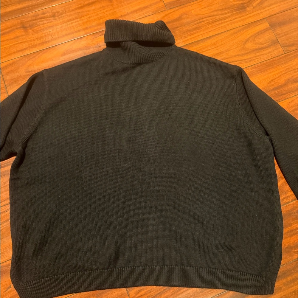 Ali Golden Relaxed Black Turtleneck Sweater - Picture 6 of 12